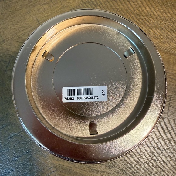 Bath & Body Works Gold and Silver Metal Candle Holder Sleeve Fits 3 Wick Candles - Picture 4 of 4